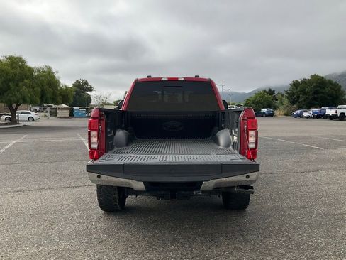 Certified 2022 Ford F250 XLT w/ XLT Premium Package image 11