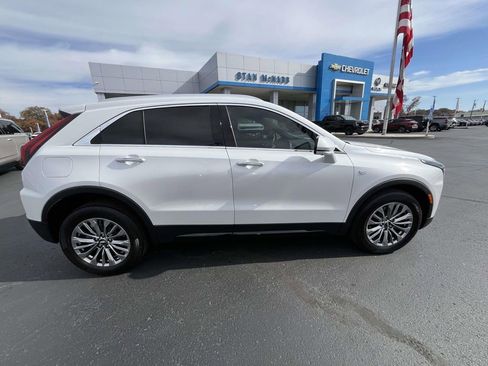 Used 2024 Cadillac XT4 Premium Luxury w/ Active Safety Package image 8