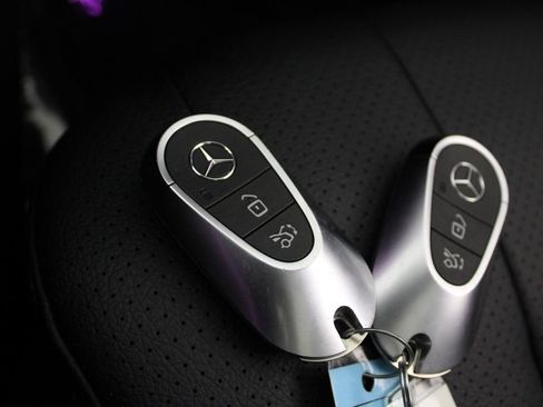 Used 2024 Mercedes-Benz E 350 4MATIC Sedan image 29