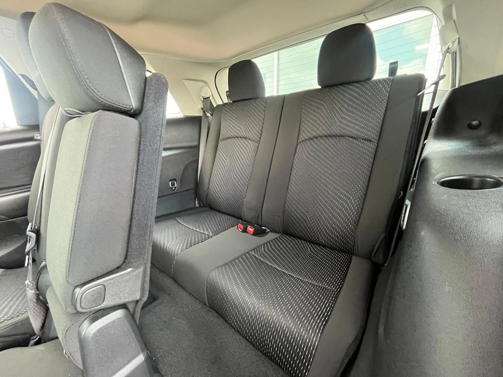 Used 2019 Dodge Journey SE w/ Connectivity Group FWD image 32