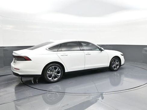 New 2026 Honda Accord EX-L image 15