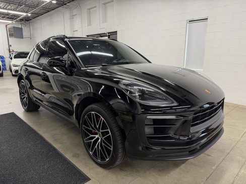 Used 2022 Porsche Macan S AWD/4WD image 3