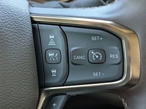 New 2026 RAM 2500 Limited AWD/4WD image 25