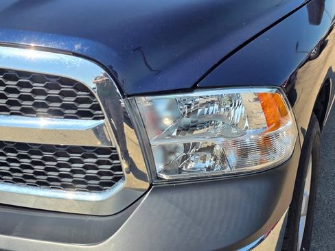 Used 2017 RAM 1500 ST w/ SXT Appearance Group AWD/4WD image 3