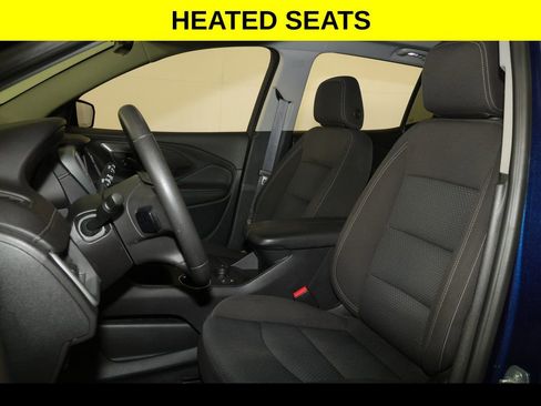 Used 2022 GMC Terrain SLE w/ Driver Convenience Package image 4