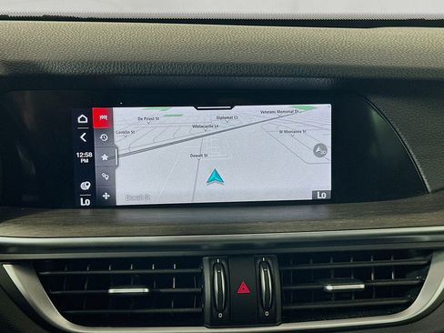 Used 2023 Alfa Romeo Stelvio Ti image 22