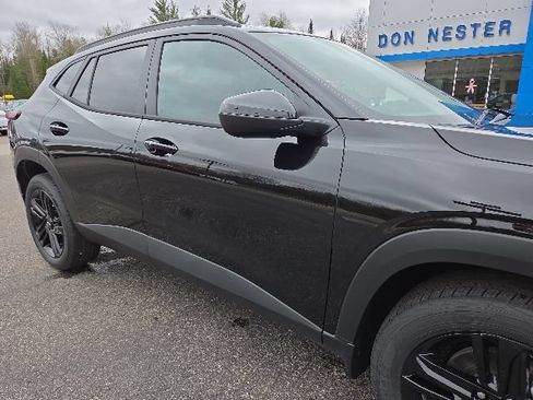 New 2026 Chevrolet Trax ACTIV w/ Driver Confidence Package FWD image 25
