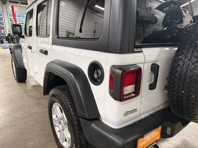 Used 2021 Jeep Wrangler Unlimited Sport AWD/4WD image 35