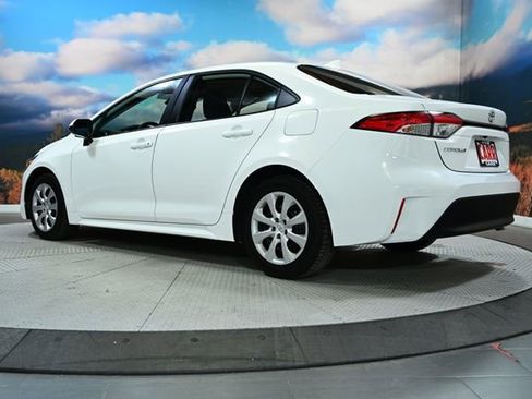 Used 2024 Toyota Corolla LE FWD image 6