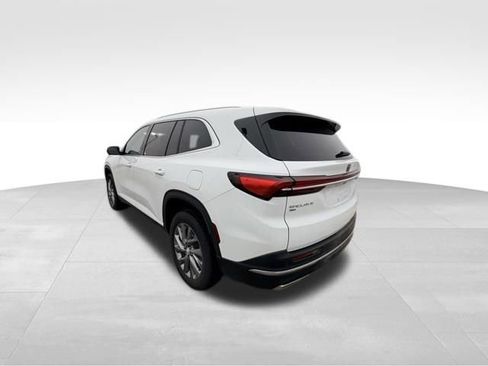 Certified 2025 Buick Enclave Preferred image 4