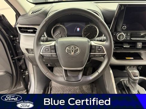 Used 2023 Toyota Highlander XLE FWD image 10