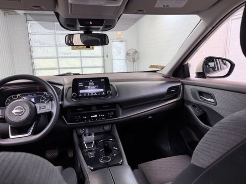 Used 2023 Nissan Rogue SV AWD/4WD image 27