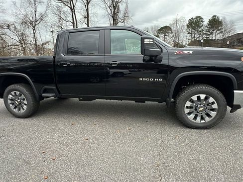 New 2026 Chevrolet Silverado 3500 LT w/ All Star Edition image 4