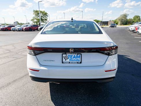 New 2026 Honda Accord SE image 5