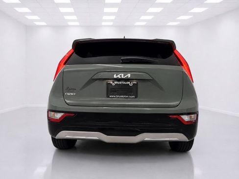 Used 2024 Kia Niro Wind w/ Wind Preserve Package FWD image 9