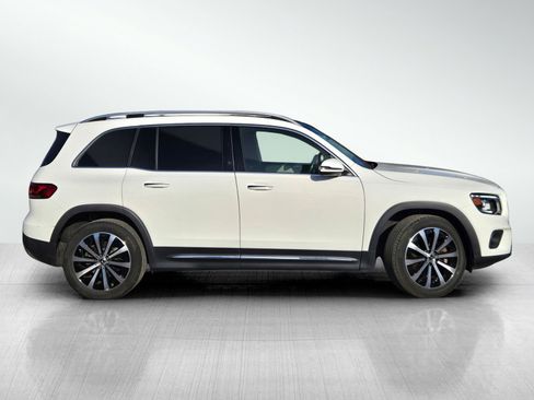 Used 2021 Mercedes-Benz GLB 250 4MATIC image 3