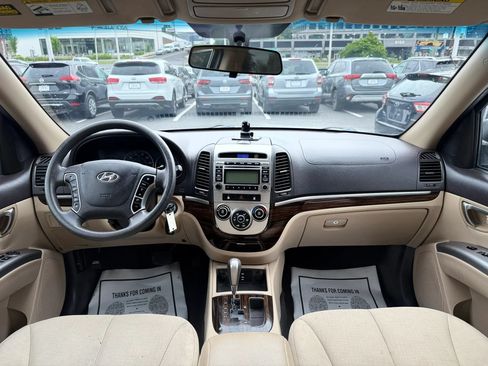 Used 2011 Hyundai Santa Fe GLS FWD image 11
