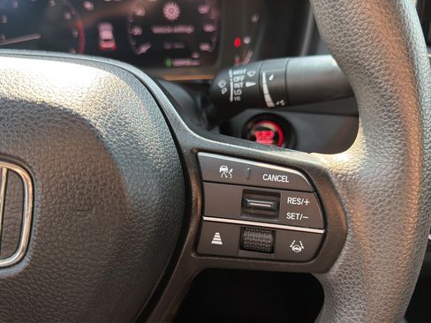 Used 2024 Honda Accord EX image 17