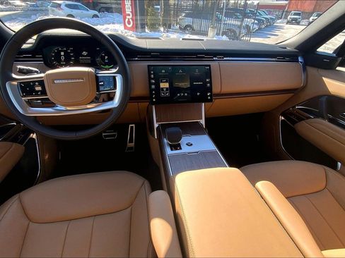 New 2026 Land Rover Range Rover SE image 5