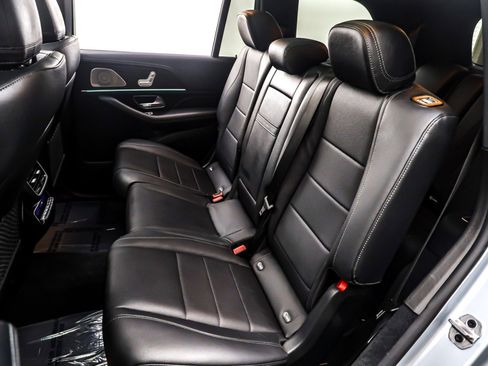 Certified 2022 Mercedes-Benz GLS 450 4MATIC image 9