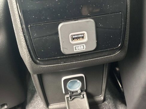 New 2026 Jeep Compass Latitude image 19