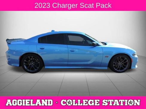Used 2023 Dodge Charger Scat Pack w/ Technology Group RWD image 2