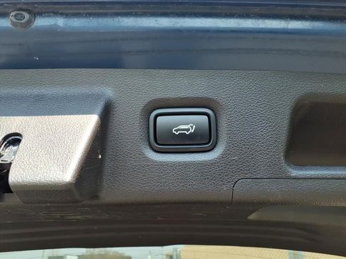 Used 2019 Hyundai Santa Fe SEL image 23