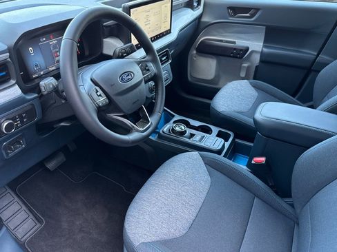 New 2025 Ford Maverick XLT w/ XLT Luxury Package image 8