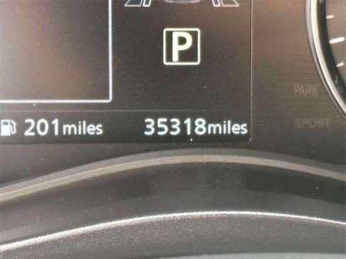 Certified 2024 Nissan Kicks SR image 23