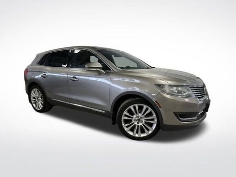 Used 2016 Lincoln MKX Reserve w/ Climate Package image 37