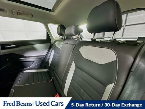Used 2023 Volkswagen Taos SEL image 26