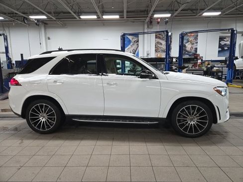 Used 2023 Mercedes-Benz GLE 350 4MATIC image 2
