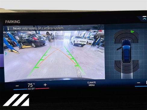 Used 2023 BMW X7 xDrive40i w/ M Sport Package image 16