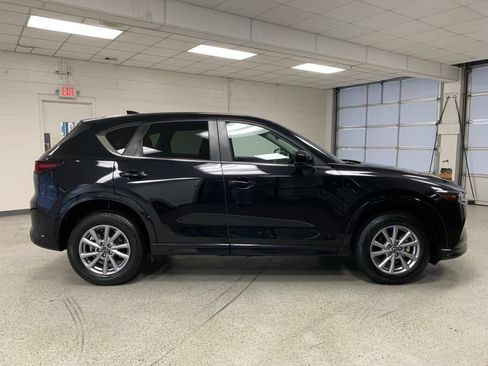 Used 2024 MAZDA CX-5 AWD 2.5 S w/ Select Package image 7