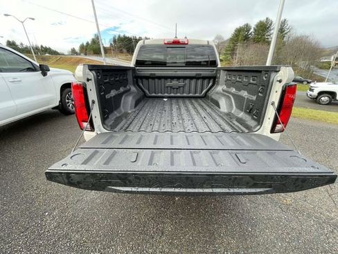 New 2026 Chevrolet Colorado ZR2 w/ Technology Package image 10