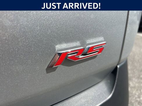 Used 2021 Chevrolet Traverse RS w/ LPO, 'HIT The Road' Package image 5