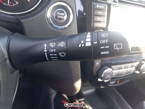 Used 2022 Nissan Rogue Sport SL w/ Premium Package image 27