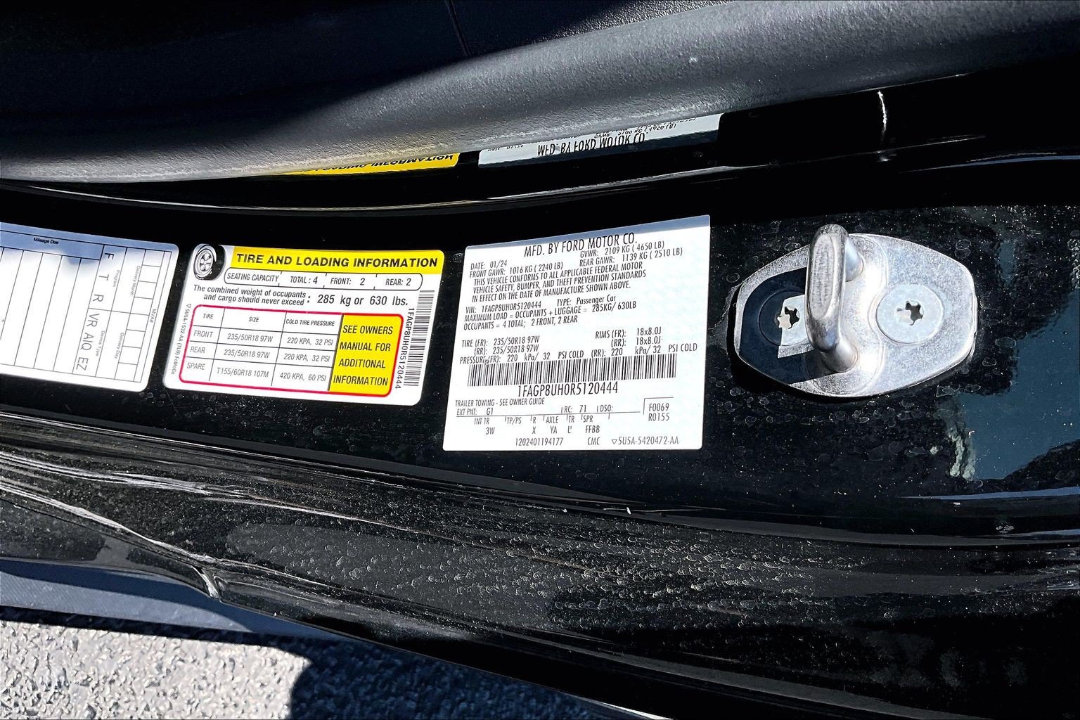 Used 2024 Ford Mustang Premium RWD image 33