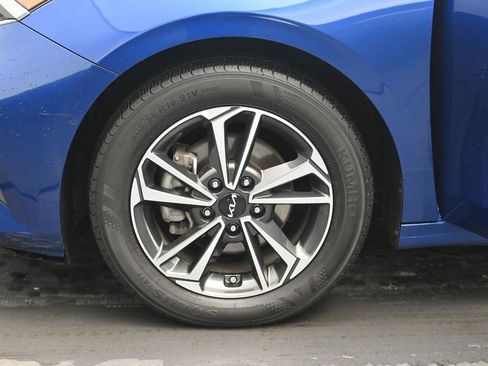 Used 2024 Kia Forte LXS image 35