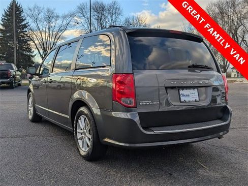 Used 2019 Dodge Grand Caravan SXT image 7