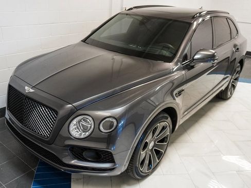 Used 2020 Bentley Bentayga V8 image 47