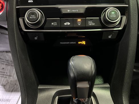 Used 2016 Honda Civic Touring image 21