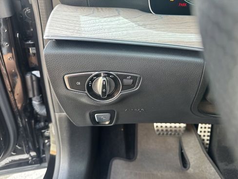 Used 2021 Mercedes-Benz E 450 Coupe image 21