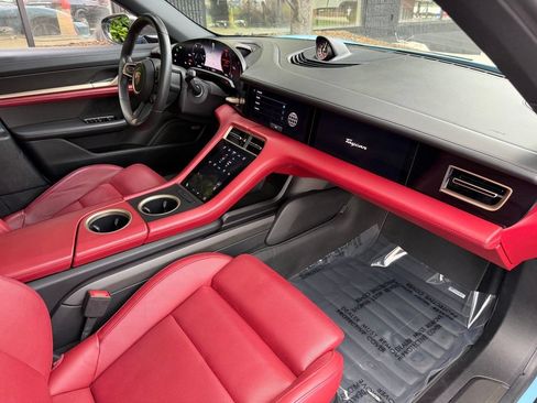 Used 2020 Porsche Taycan 4S AWD/4WD image 35