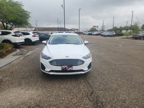 Used 2020 Ford Fusion SE image 5