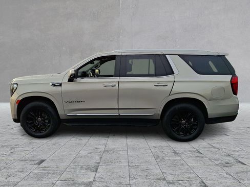 Certified 2023 GMC Yukon SLT w/ SLT Luxury Package image 6