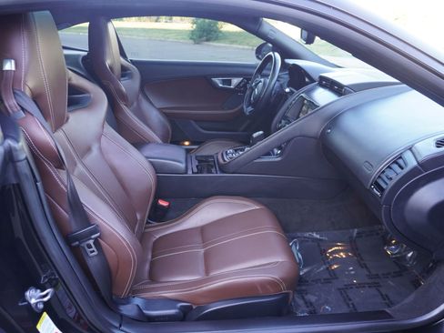Used 2016 Jaguar F-TYPE Coupe RWD image 10
