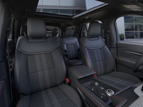 New 2026 Ford Explorer ST-Line w/ ST-Line Street Pack image 10