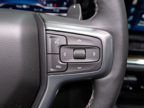 Used 2024 Chevrolet Silverado 1500 LT AWD/4WD image 24