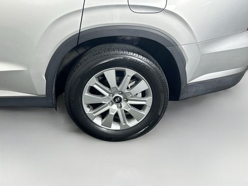 Used 2025 Hyundai Palisade SEL FWD image 11